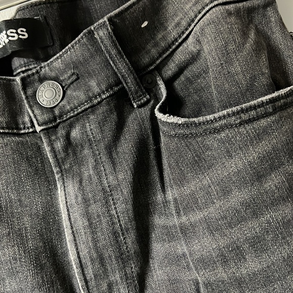 Jeans - Picture 5 of 7